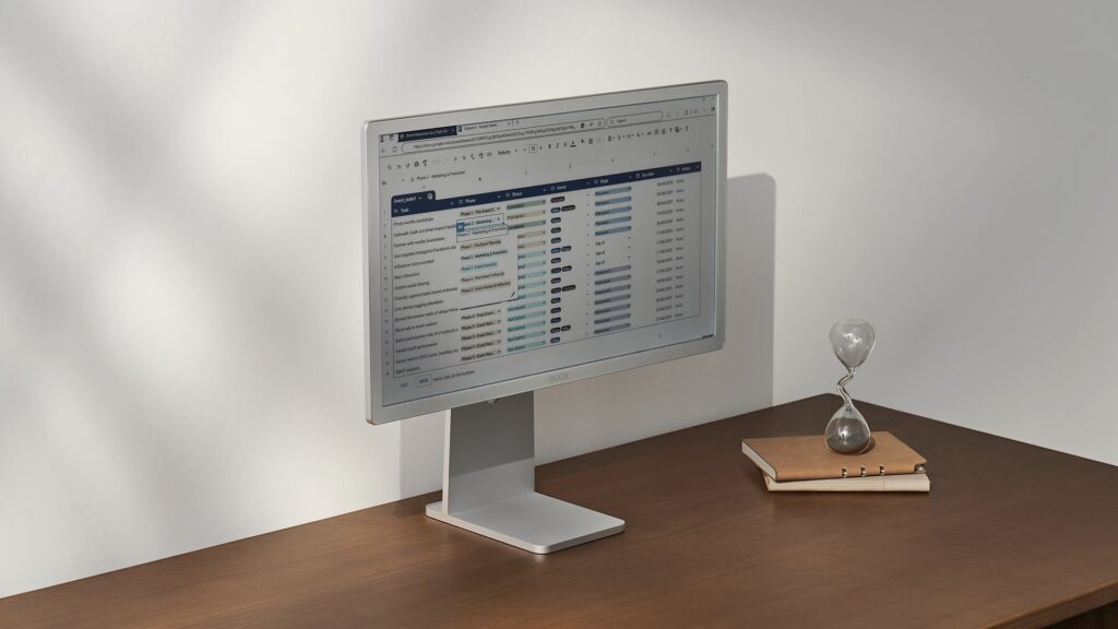E-Ink Monitor Buyer’s Guide: Dasung, BOOX, and Bigme