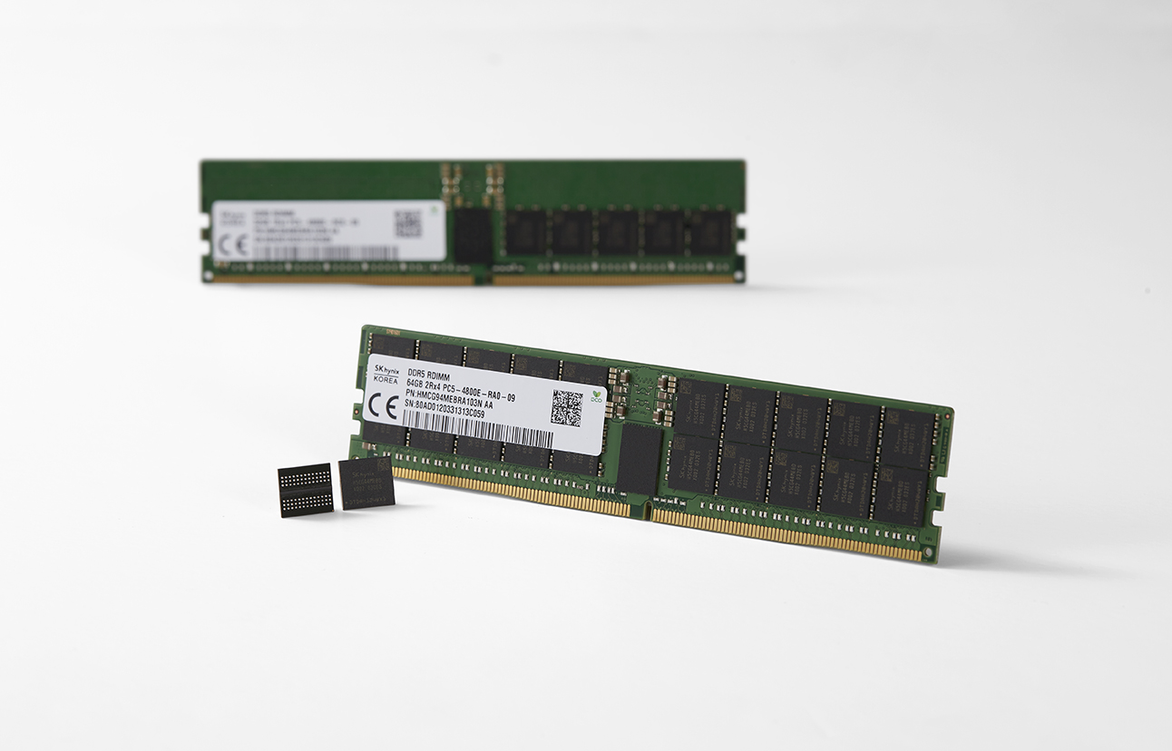 SK hynix DDR5 modules shown for a 1x32 vs 2x16 RAM guide